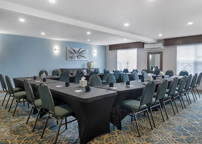 Best Western Plus Grand-Sault Hotel & Suites